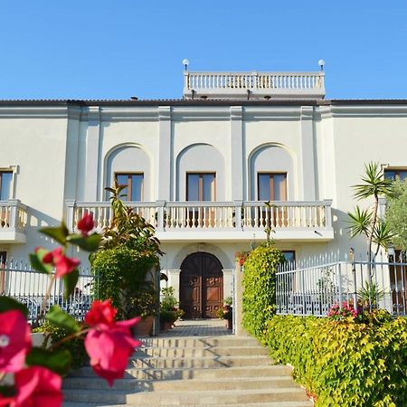 דיאמנטה Hotel Villa Cerelis מראה חיצוני תמונה