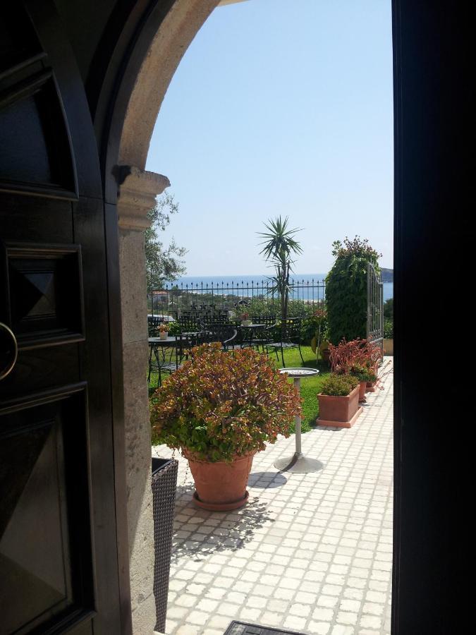 דיאמנטה Hotel Villa Cerelis מראה חיצוני תמונה