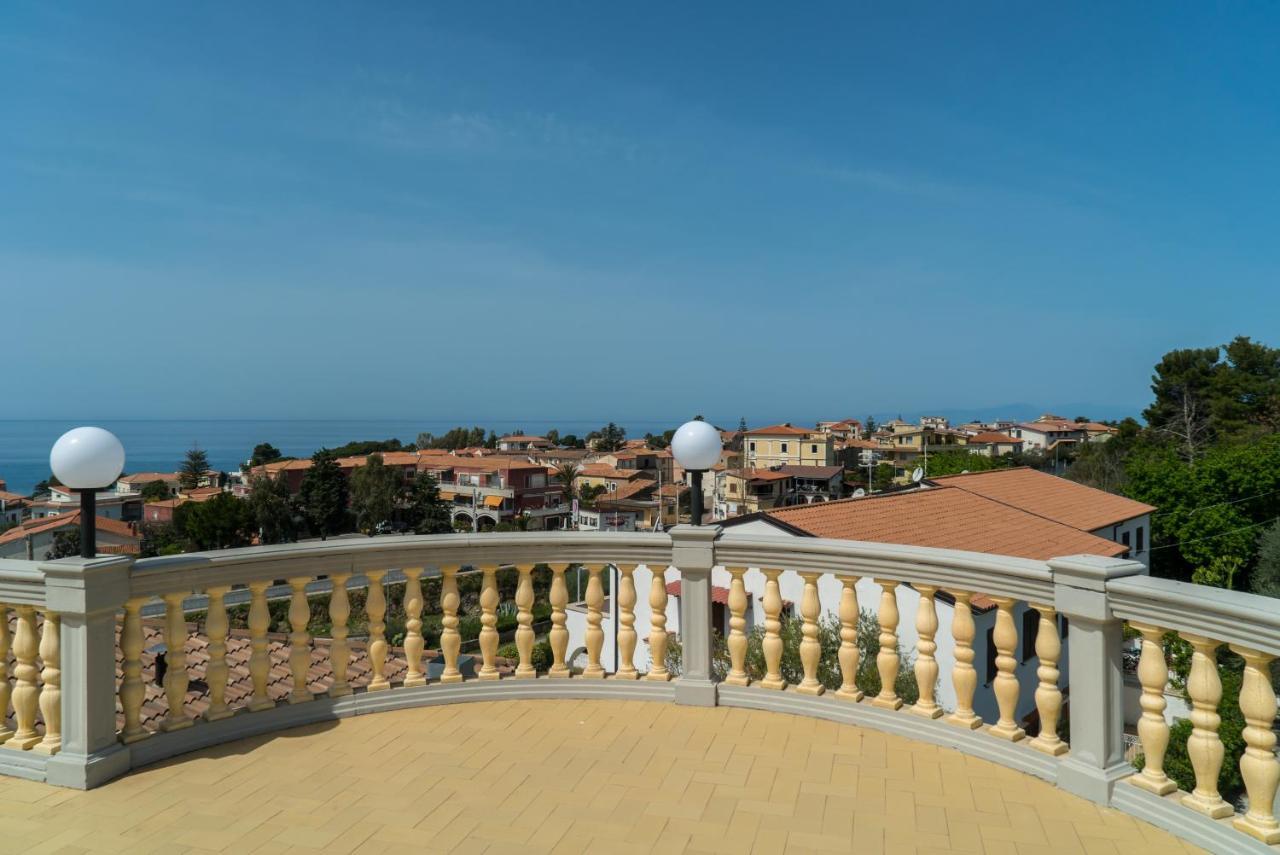 דיאמנטה Hotel Villa Cerelis מראה חיצוני תמונה